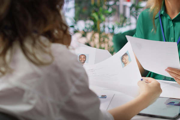Gleichwertigkeitsverfahren Pflegediplome Schweiz